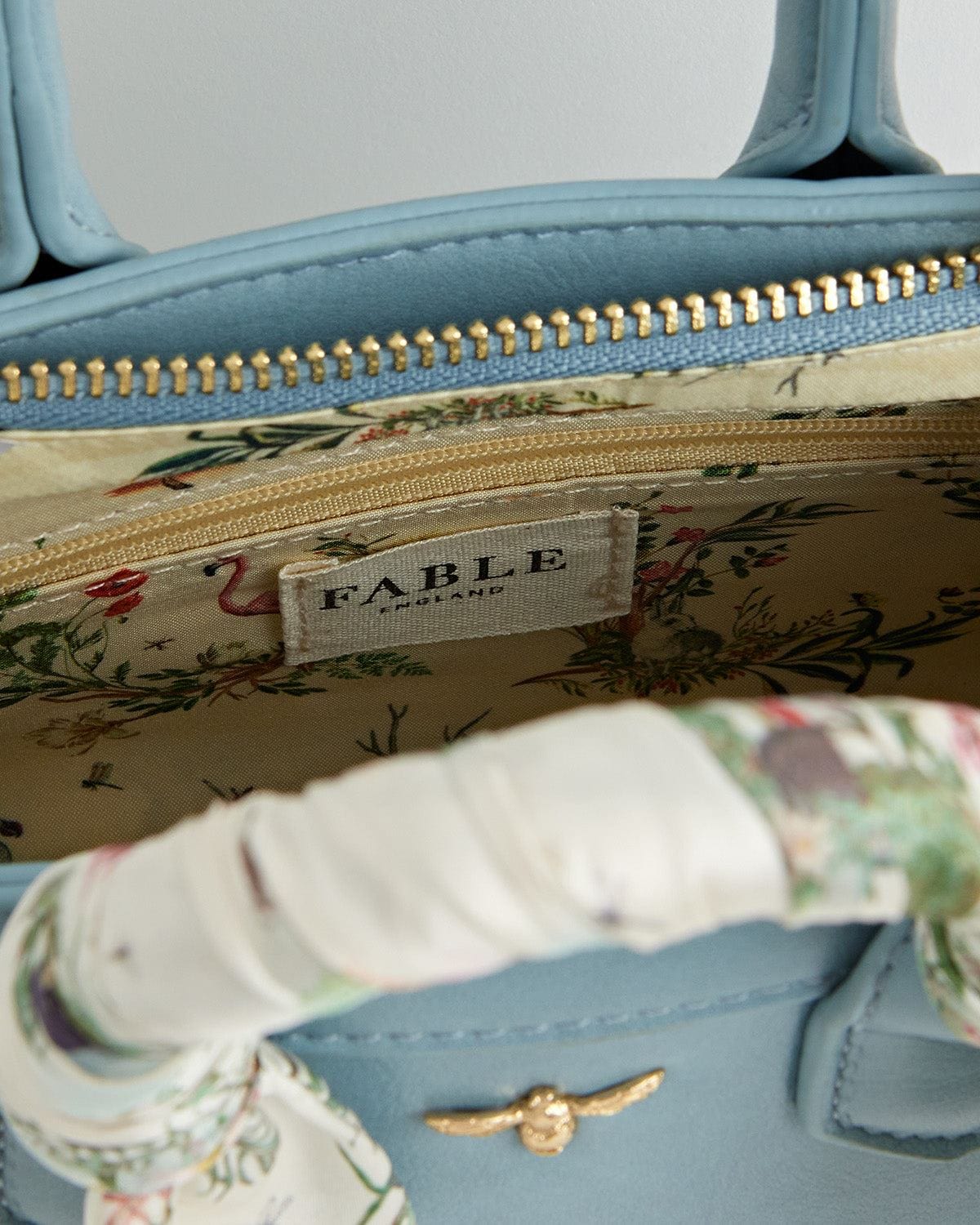 Kleine Alice Tote in Blau