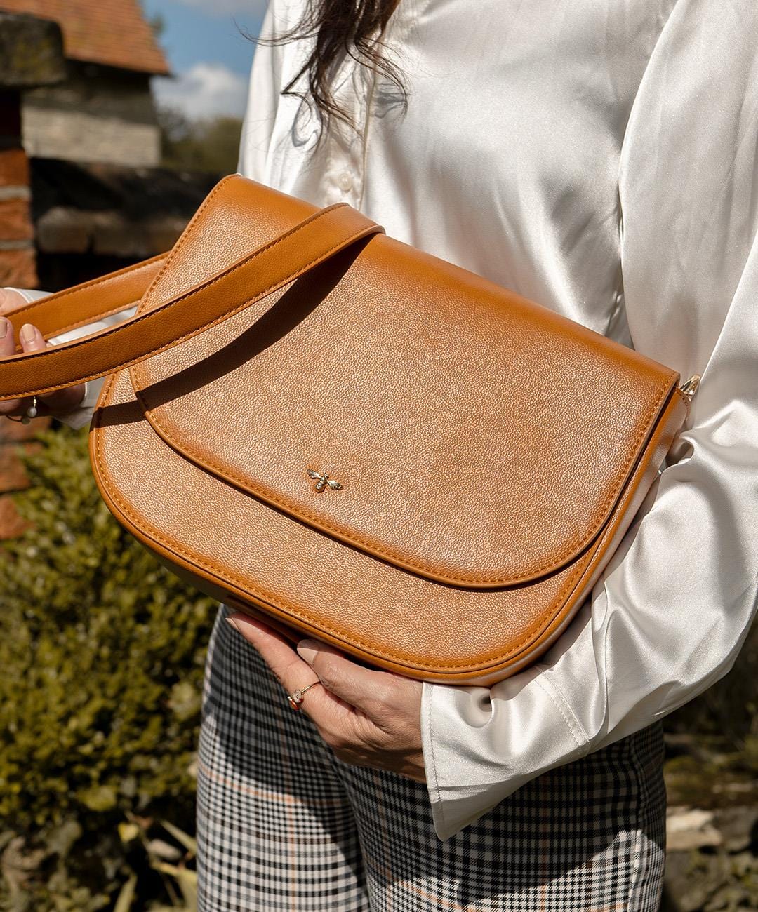 Nina Messenger-Handtasche - Hellbraun