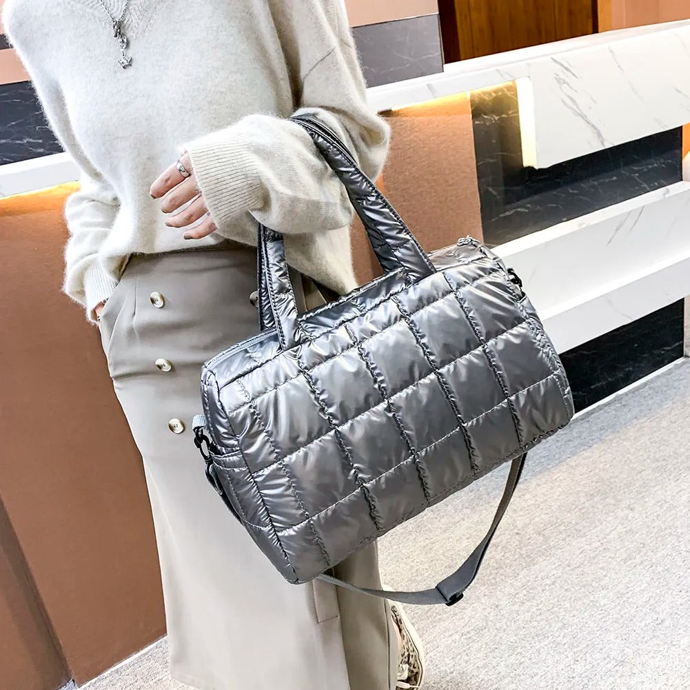 Reisetasche aus Satin