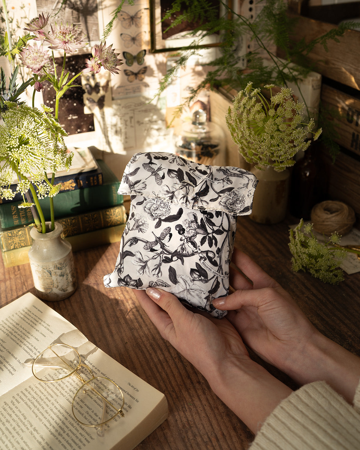 Monochrome Faltbare Tragetasche aus Nylon mit Lebensbaum-Motiv - Schwarz/Weiß