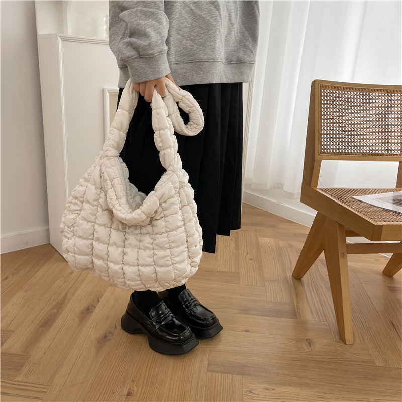 Scrunchie Hobo-Tasche
