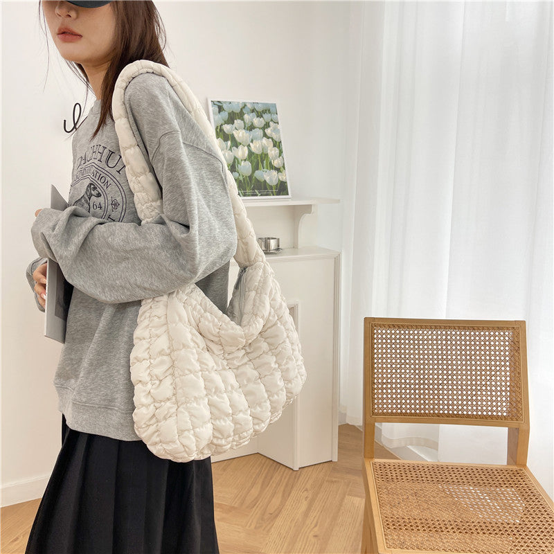 Scrunchie Hobo-Tasche