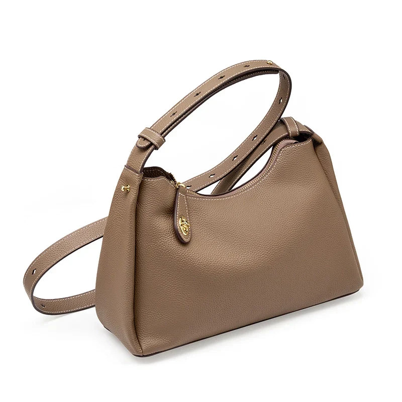 Vielseitige Crossbody aus genarbtem Leder