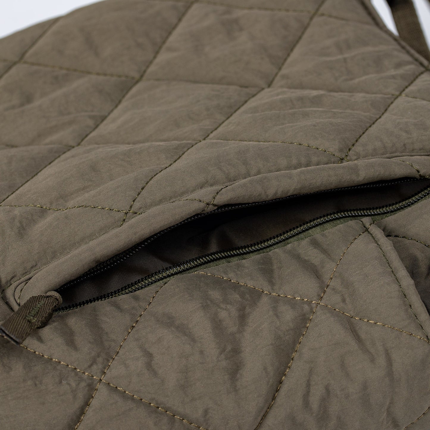 Olives Quilted Puffer Tote