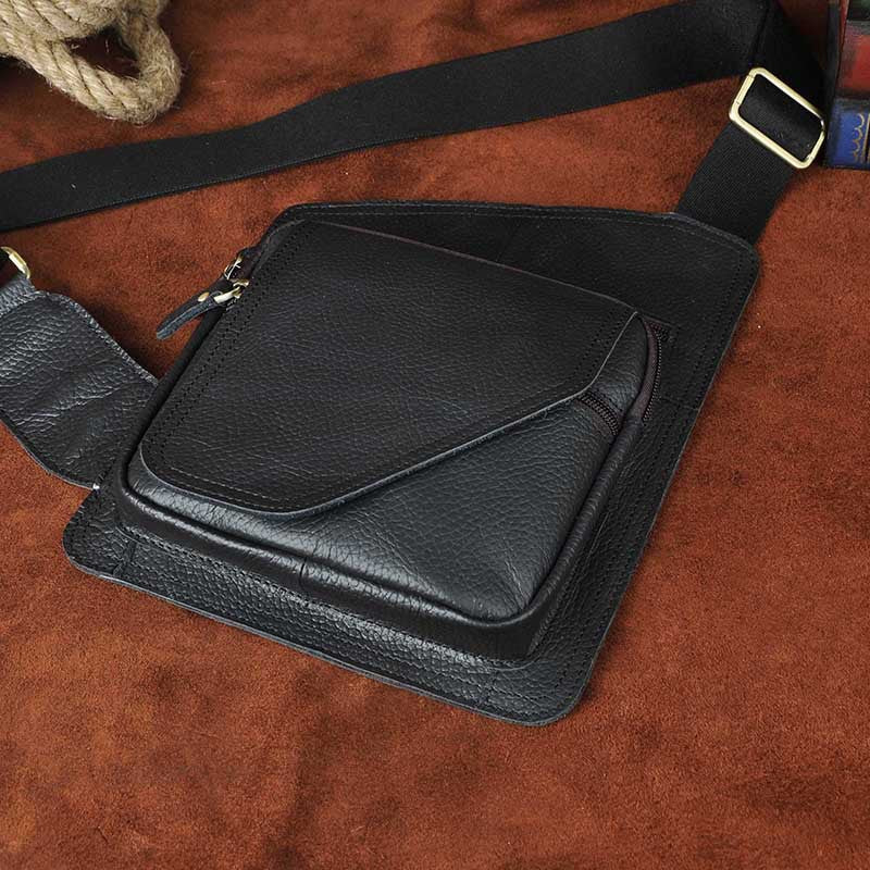 Classic Heritage Leather Crossbody Bag