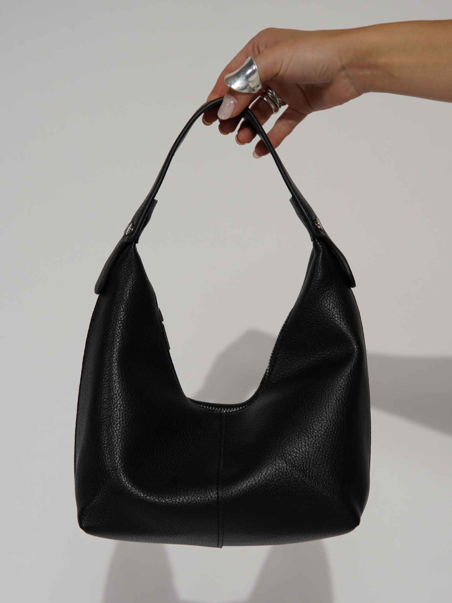 Chic Callie Leather Bag