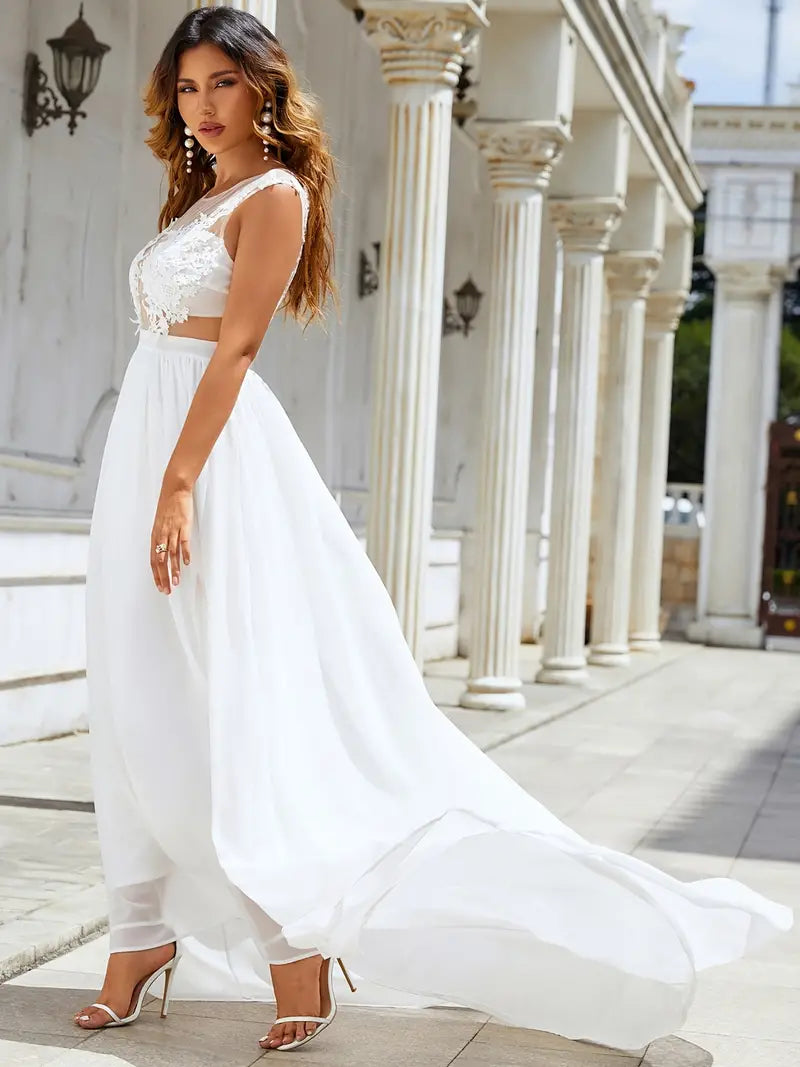 Lace Applique Mopping Wedding Dress