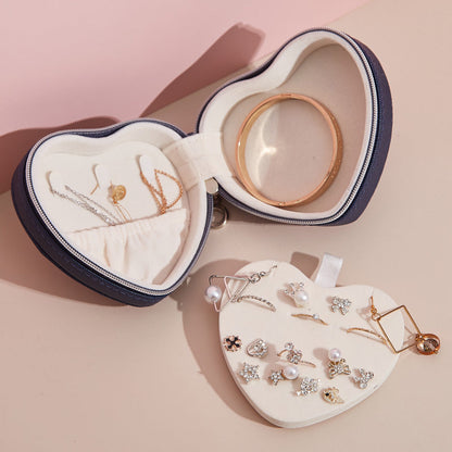 CAYENNE | Heart Shaped Portable Jewelry Box