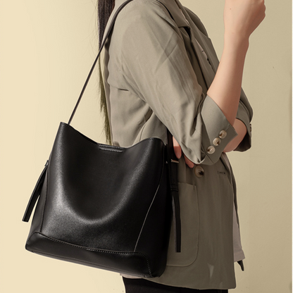 Darya All Day Shoulder Bag