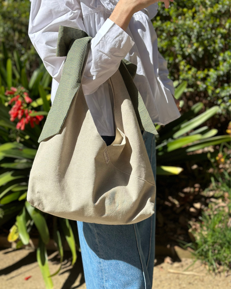 Lace Plain Beige Handbag