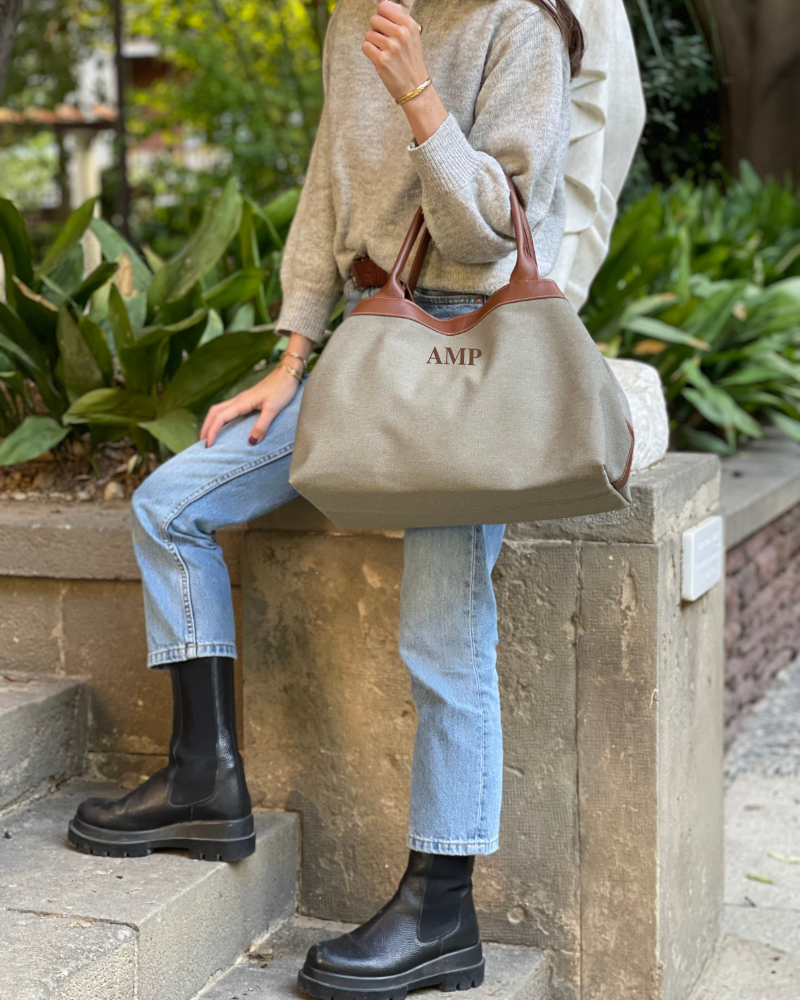 Khaki green canvas Pía bag