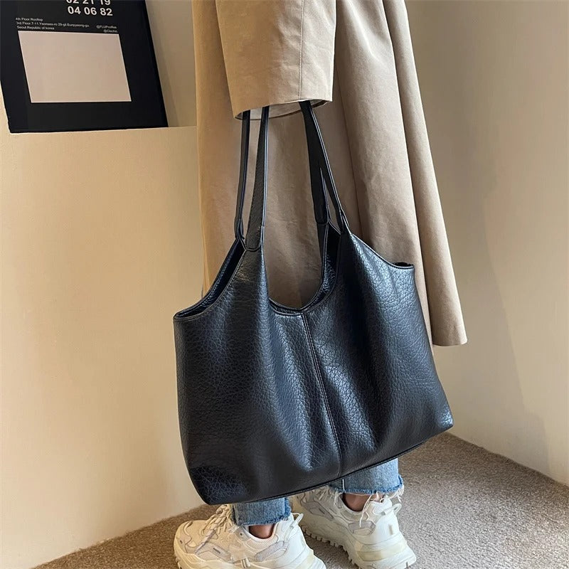 Olives Hobo Tote