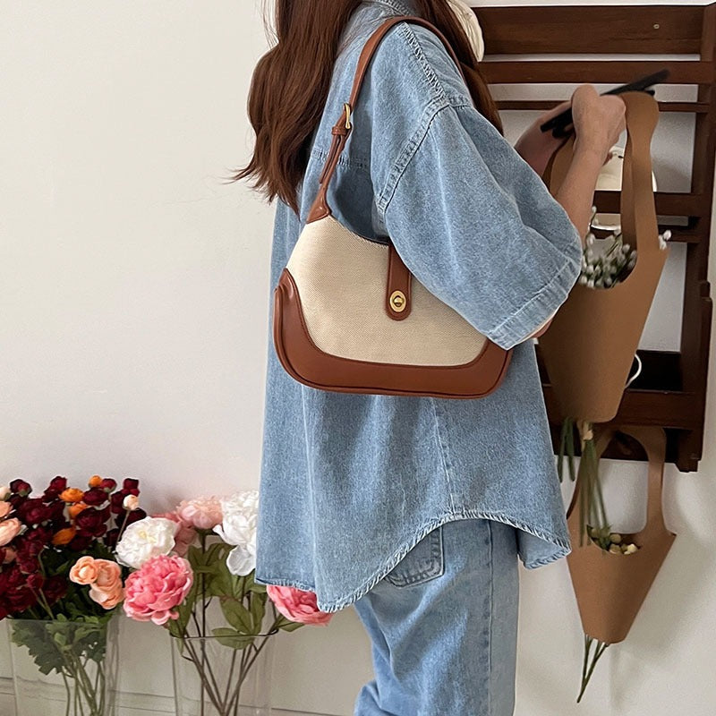 Cecil Canvas Shoulder Bag