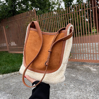 Dolly Shoulder Bag