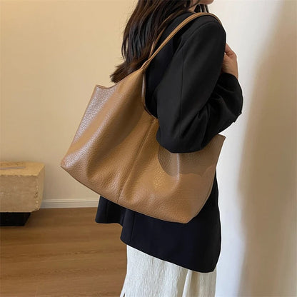 Olives Hobo Tote