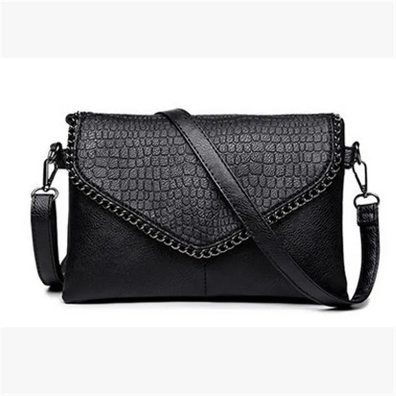 Robbie  Shoulder Bag  2024