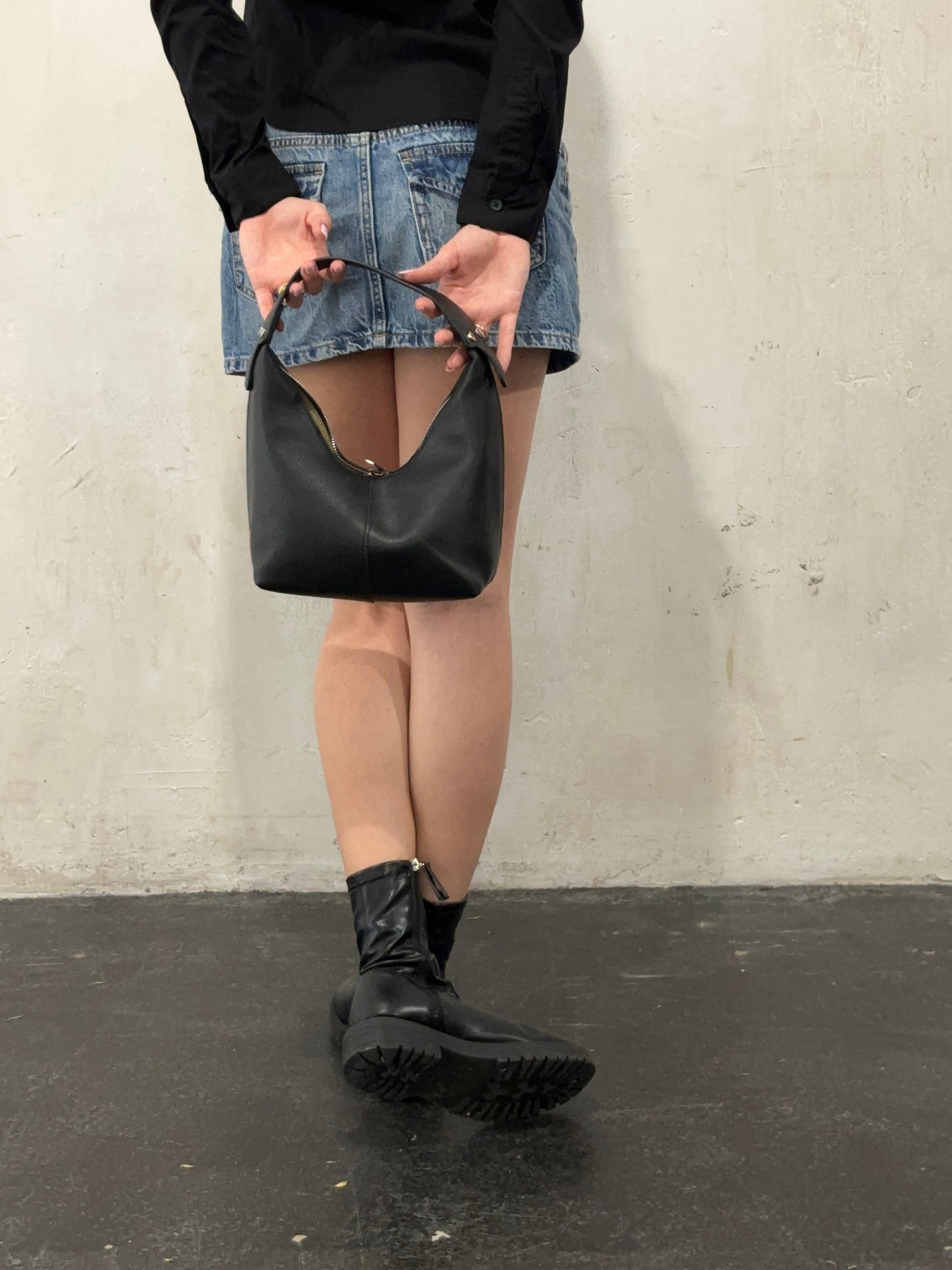 Chic Callie Leather Bag