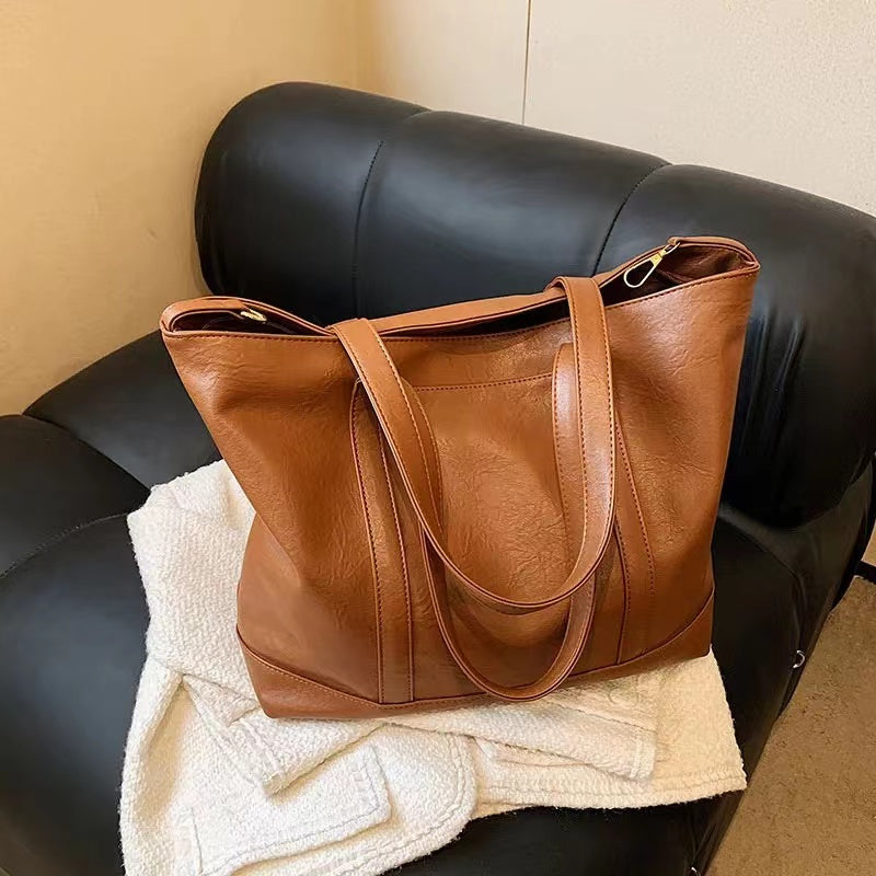 Olives Classic Tote