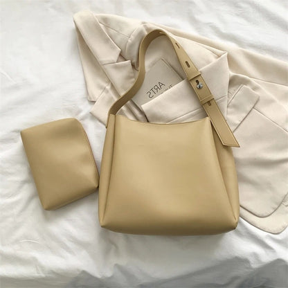 Bea Hobo Bag