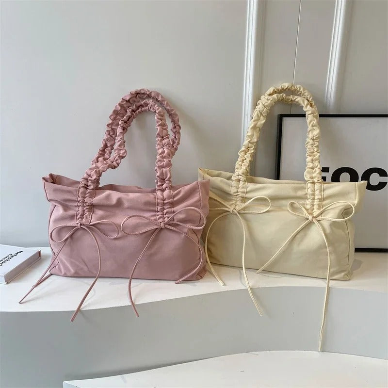 Schultertasche mit Olivenband