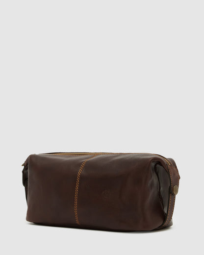 Tre Dopp Kit Matt Chocolate - toilet bag