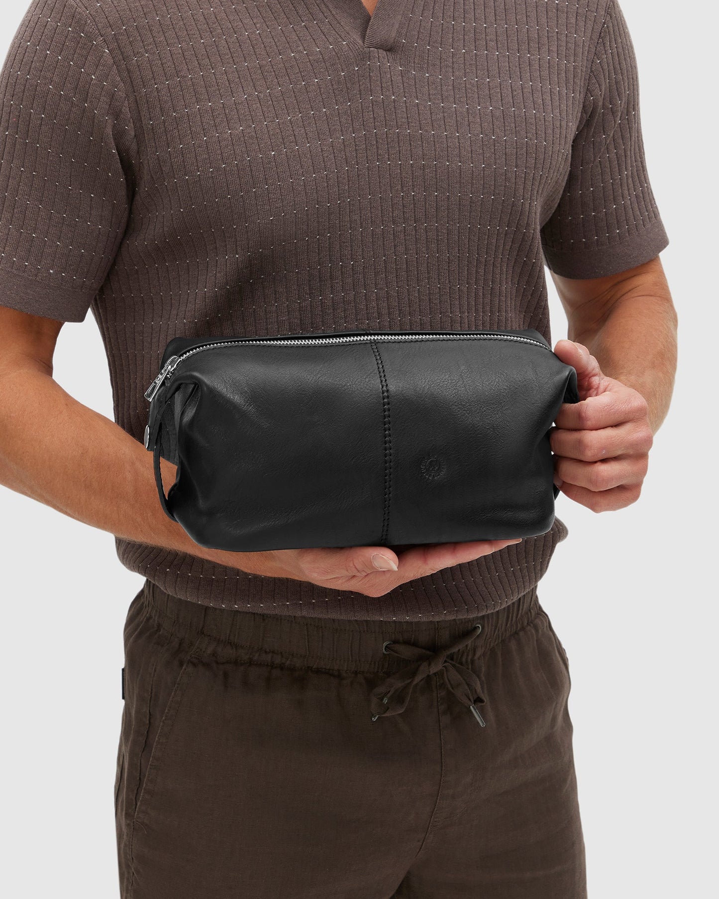 Tre dopp kit Matt Black - Leather Toiletry Bag