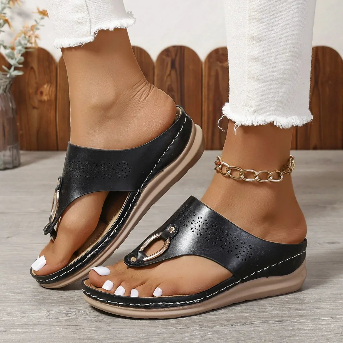 FOWE SANDALS