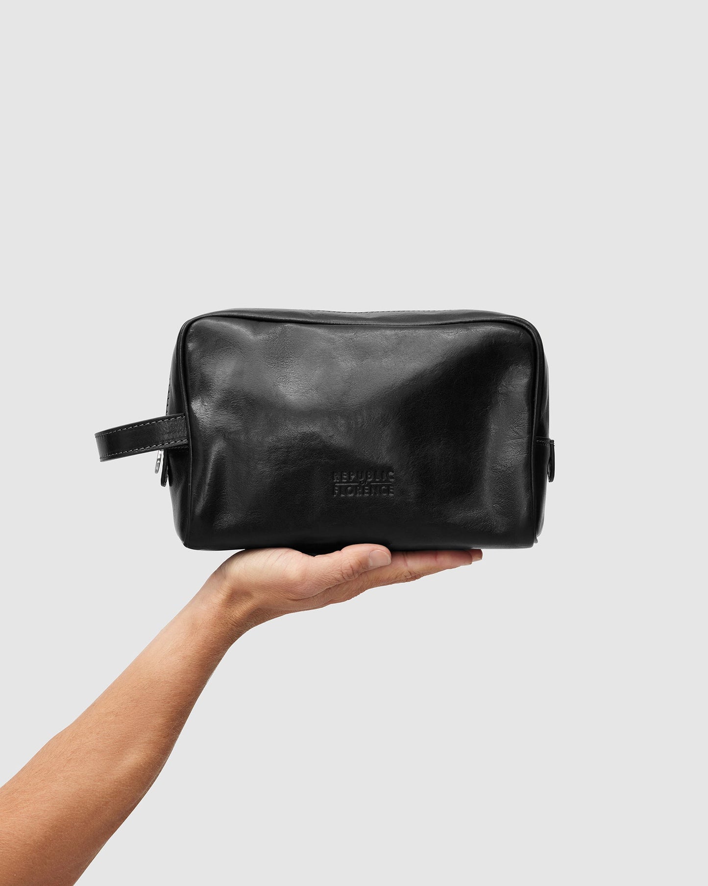 Sette Black - Leather Dopp Kit