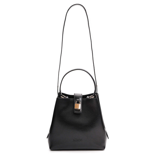 Kleine Chiara Florence Schwarz mit Gold