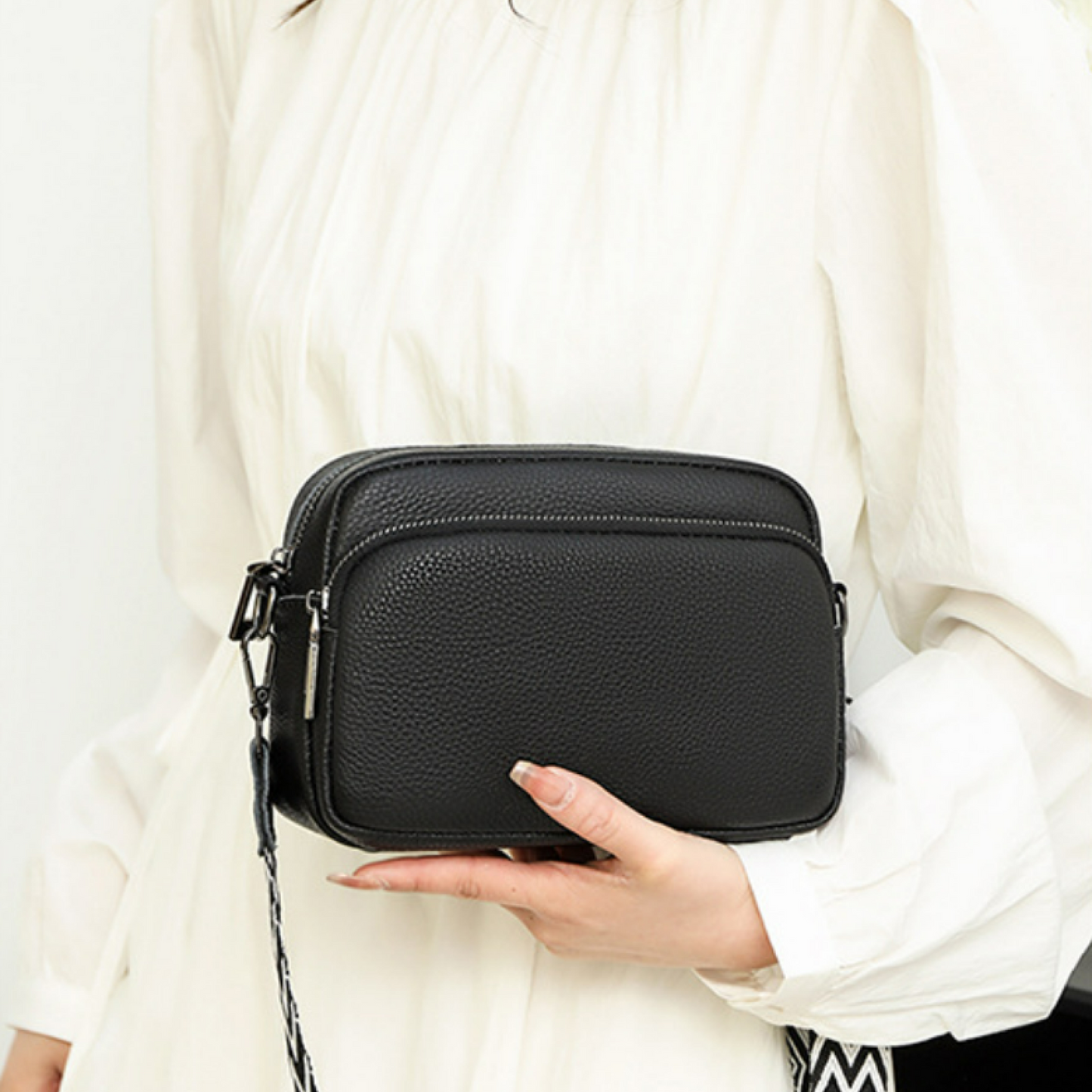 TuxodoBAG - The Kensington Crossbody Bag