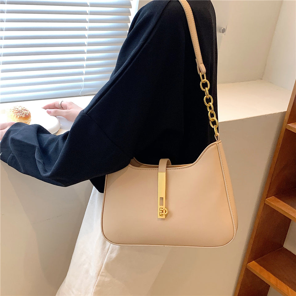 Arya Shoulder Bag