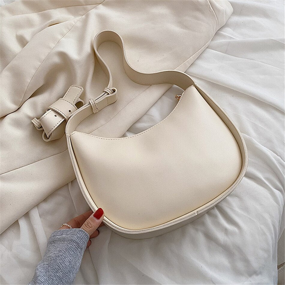 Minimal Hobo Bag