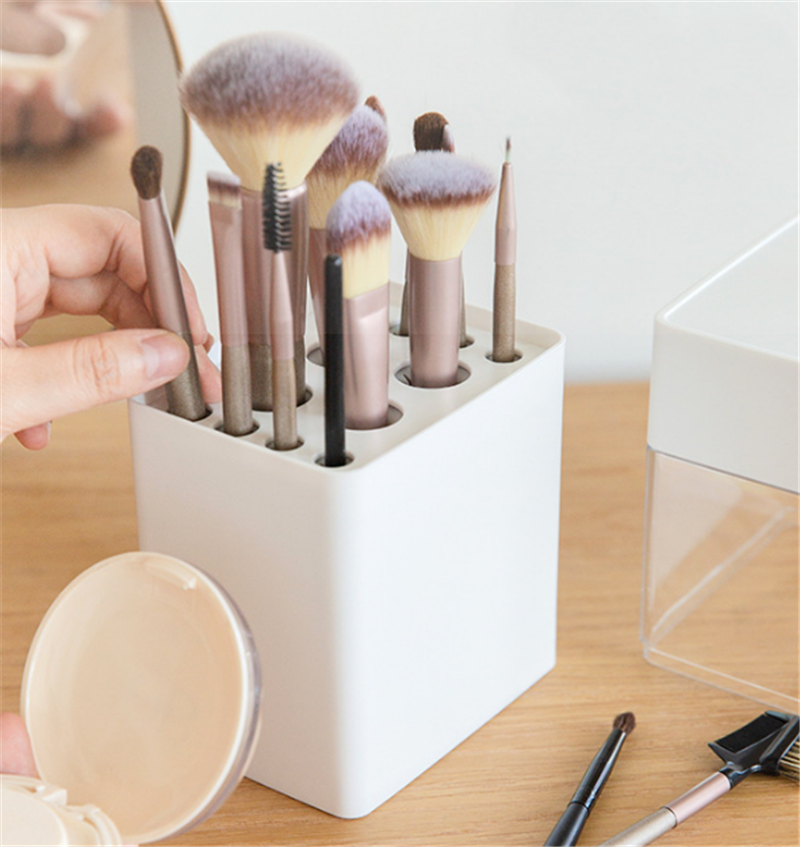 YVON | Makeup Brush Organizer & Case