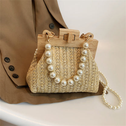 Willow Straw Bag