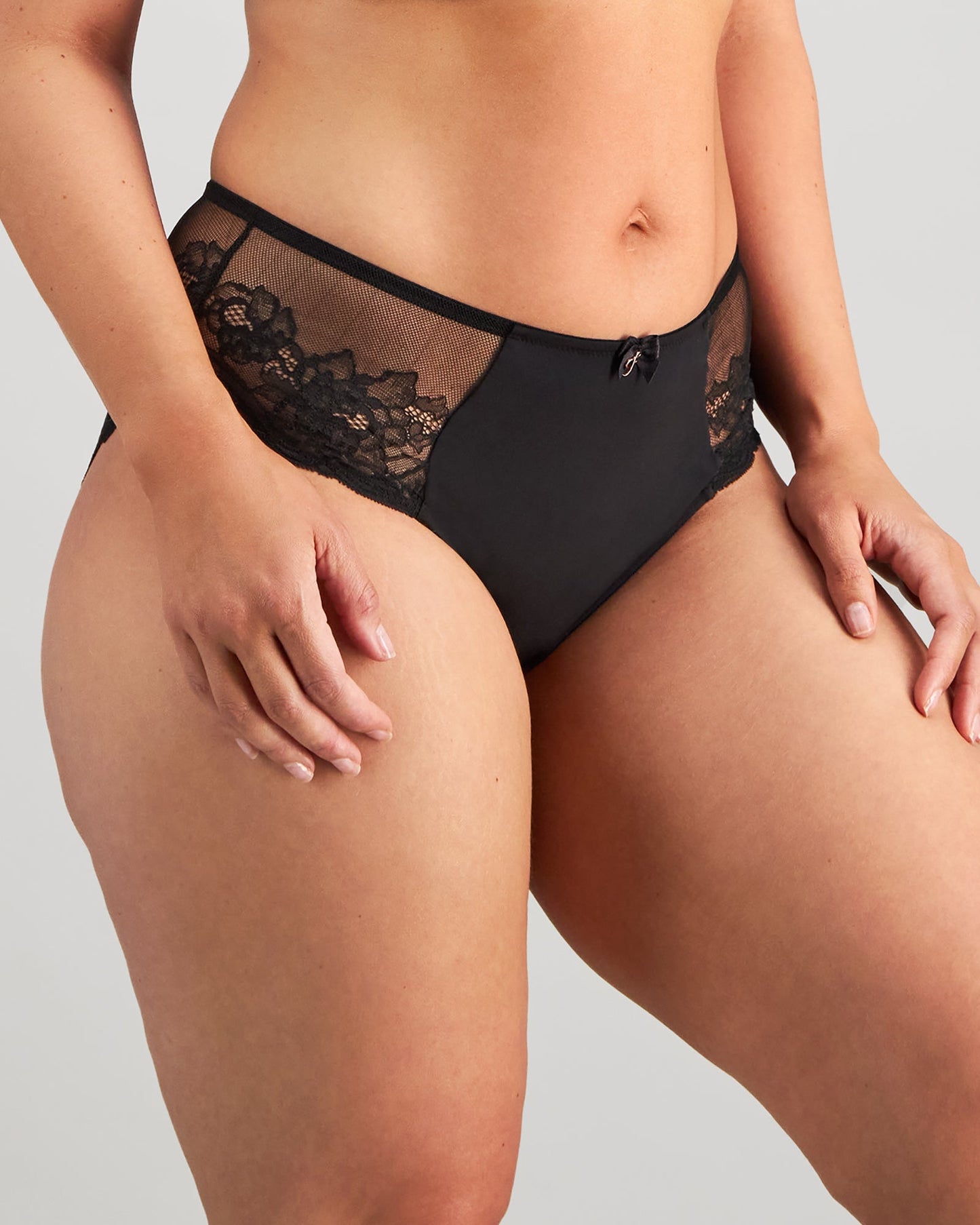 Intrigue Midi Brief