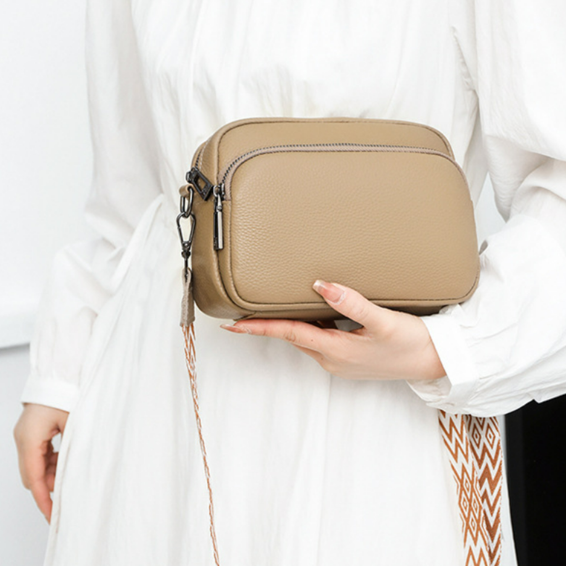 TuxodoBAG - The Kensington Crossbody Bag